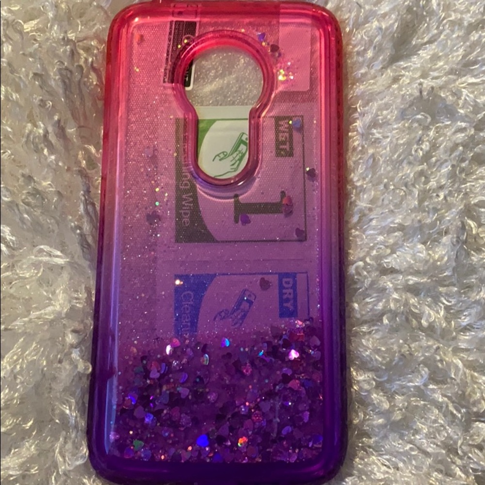 Moto G7 Play  pink/purple With a sparkling design